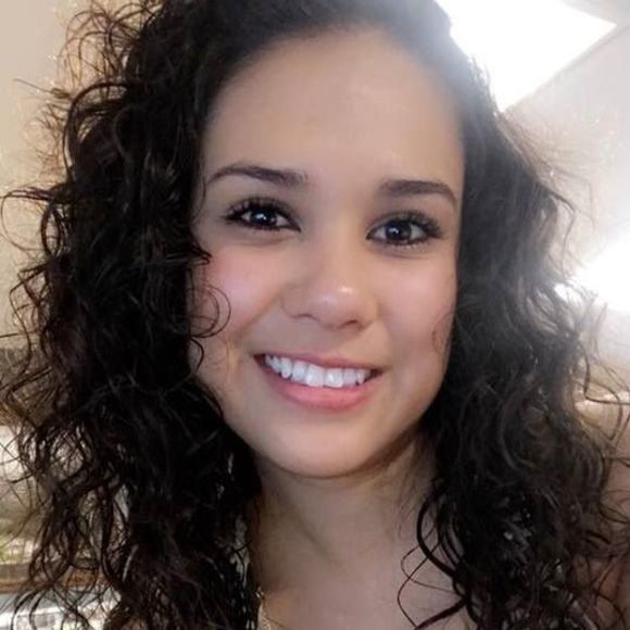 Meet your Posher, Iris - Picture 1 of 1